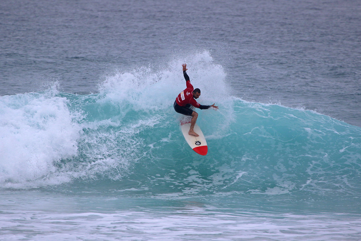 Gavin Linow Surfmasters D3 Smith9086