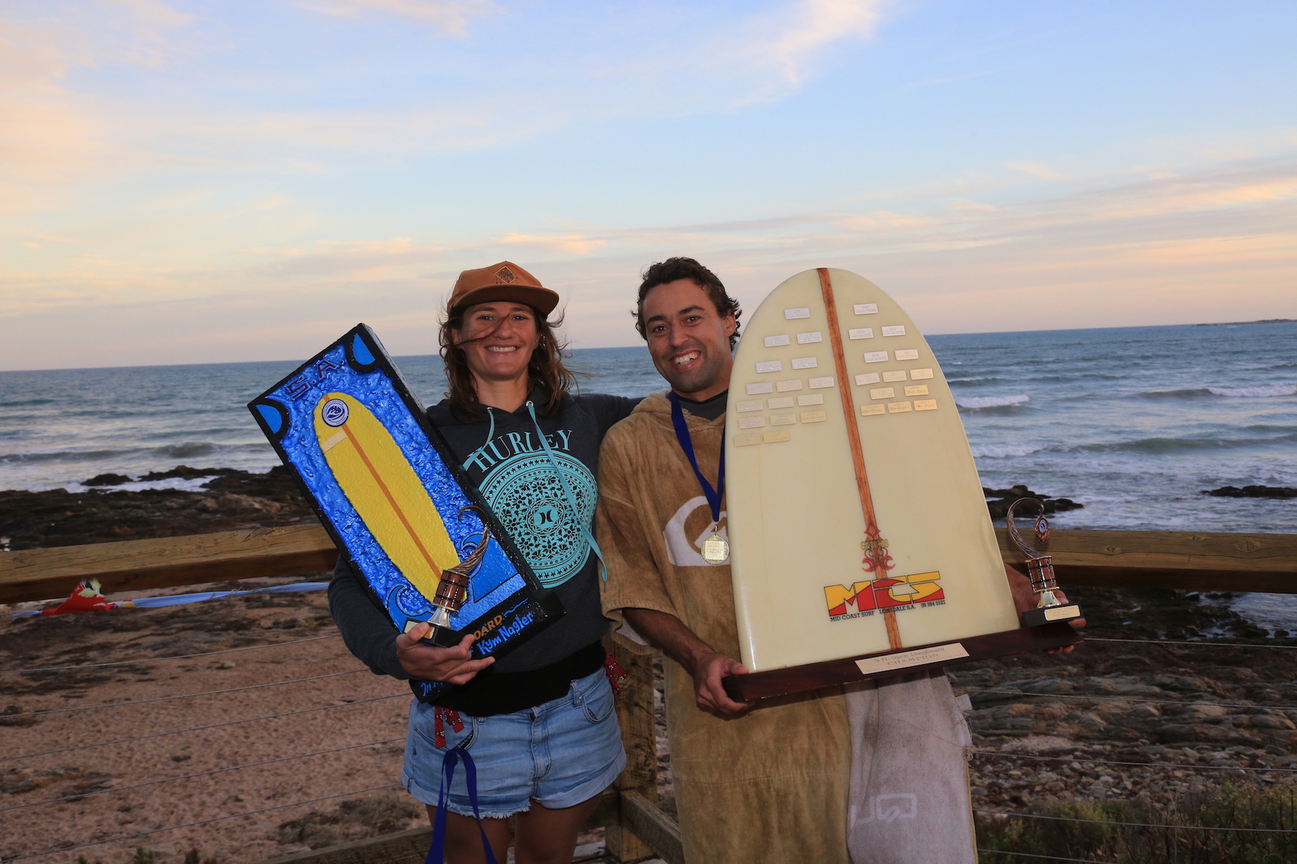 Open Longboard Winners Catherine Seal Yates And Robin Ponzoni