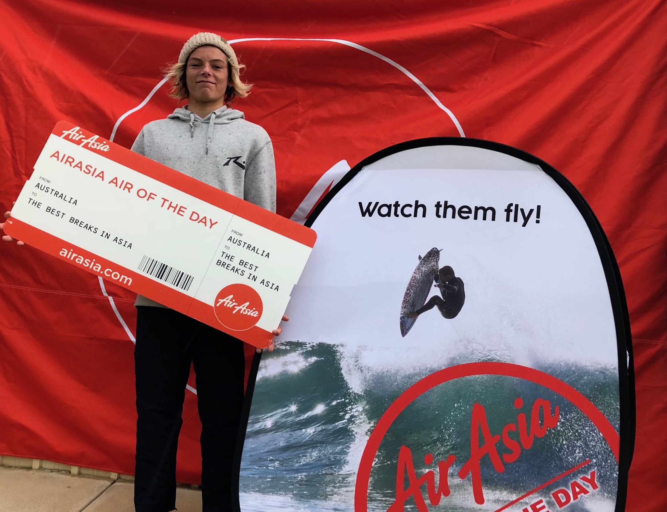 Digb Tooze Air of the Day and AirAsia Expressions Session Winner