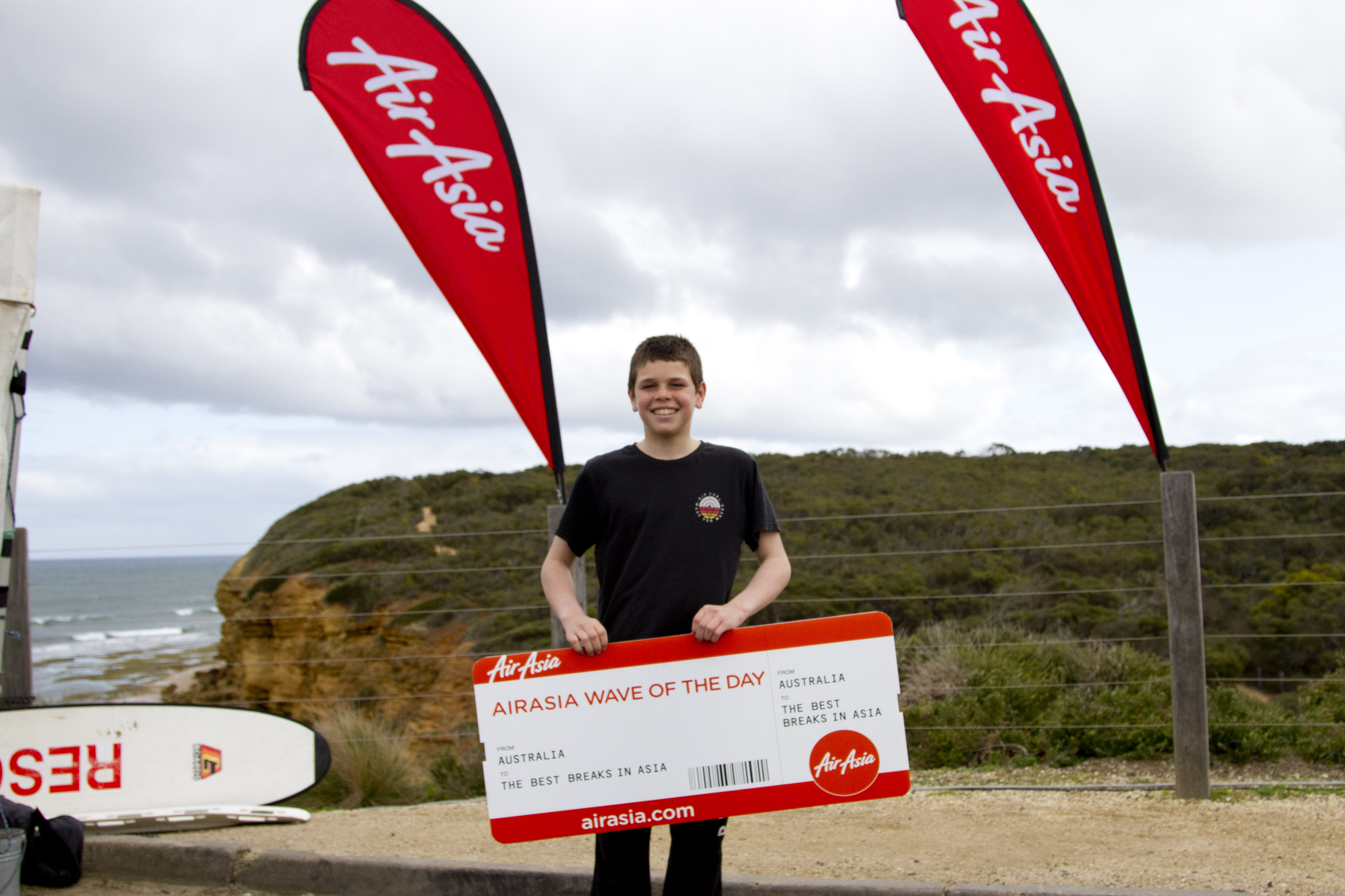 Air Asia Wave of the Day Ethan Huxtable